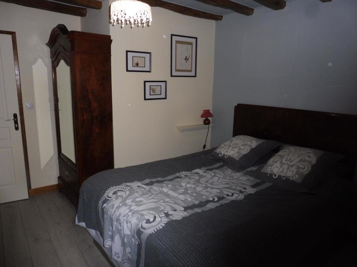 Chambre D'Hotes Des 3 Ifs Vernot Buitenkant foto