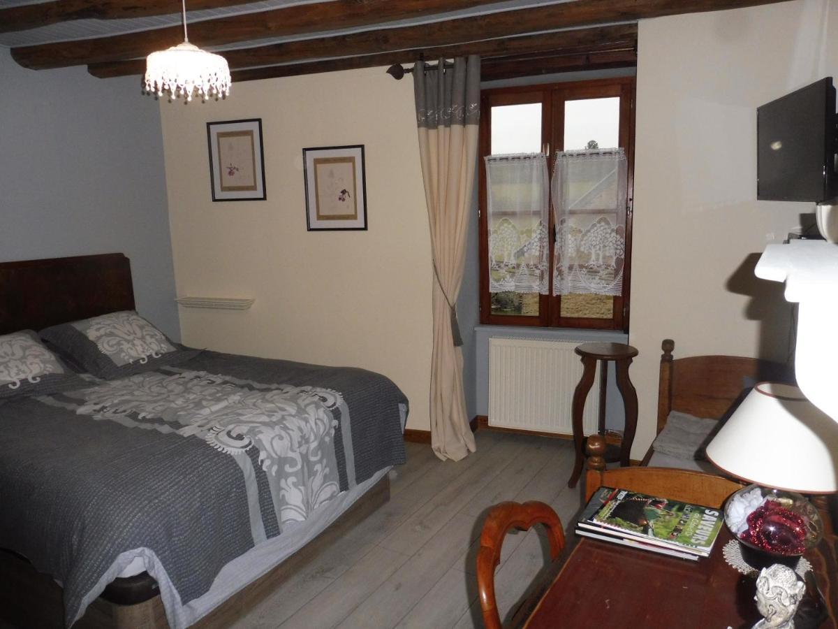 Chambre D'Hotes Des 3 Ifs Vernot Buitenkant foto